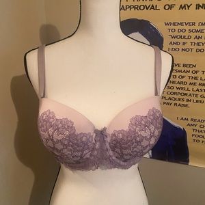 Strapless, adjustable Victoria Secret bra